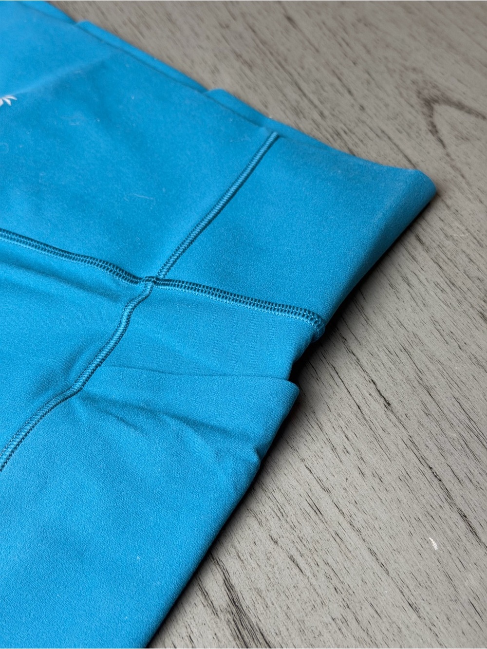 Athleta Teal High-Rise Bike Shorts - Salutation Stash 5” Short - Picture 5 of 8